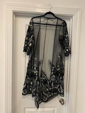 Mechant Sheer Black Mesh kimono duster embroidered L. Vintage